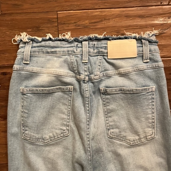 Closed Frayed Waist Womens Jeans - Picture 5 of 11